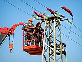 Электромонтажные работы. Установка праздничной иллюминации.